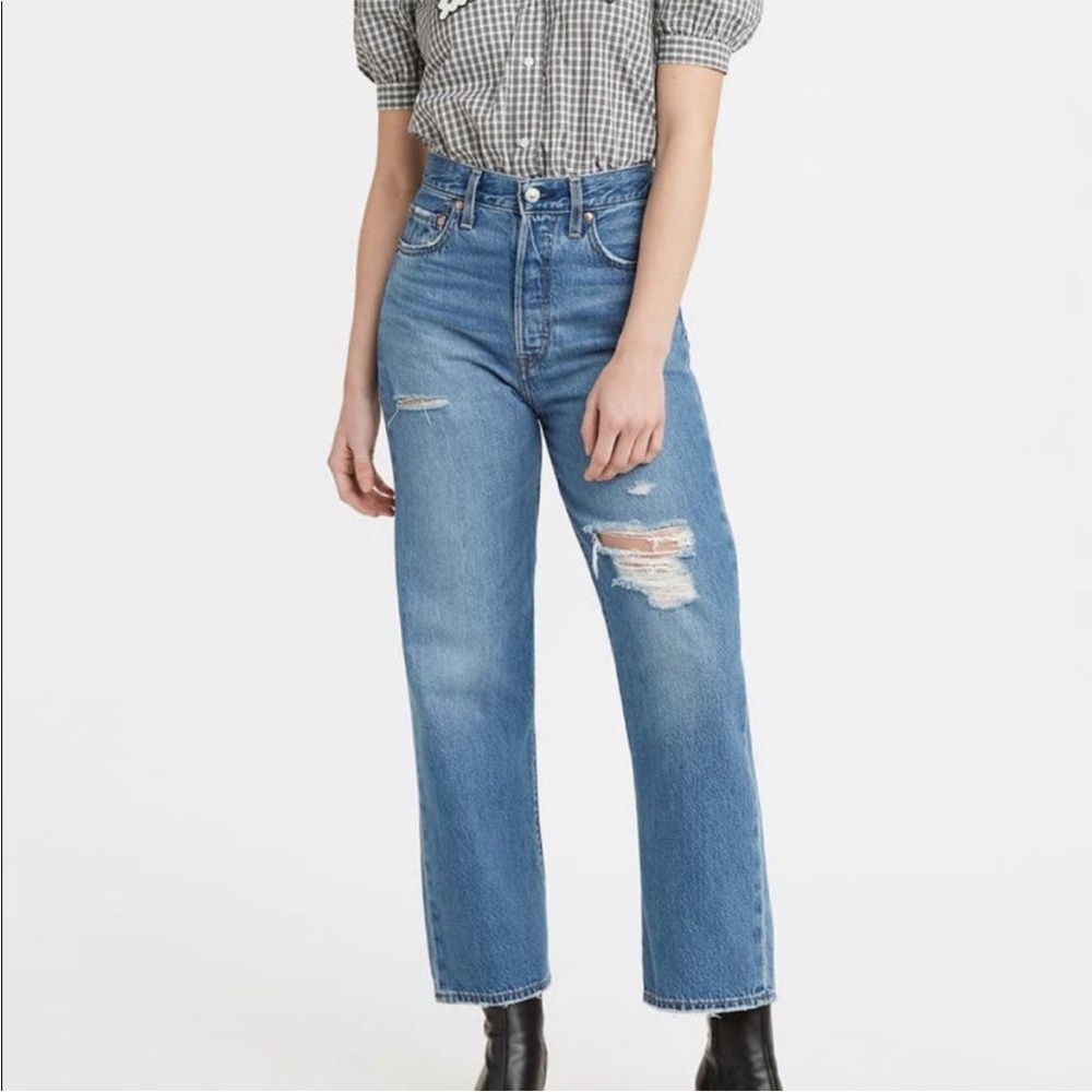 Levi’s Ribcage Ripped High Waist Ankle Straight Leg Jeans NWOT